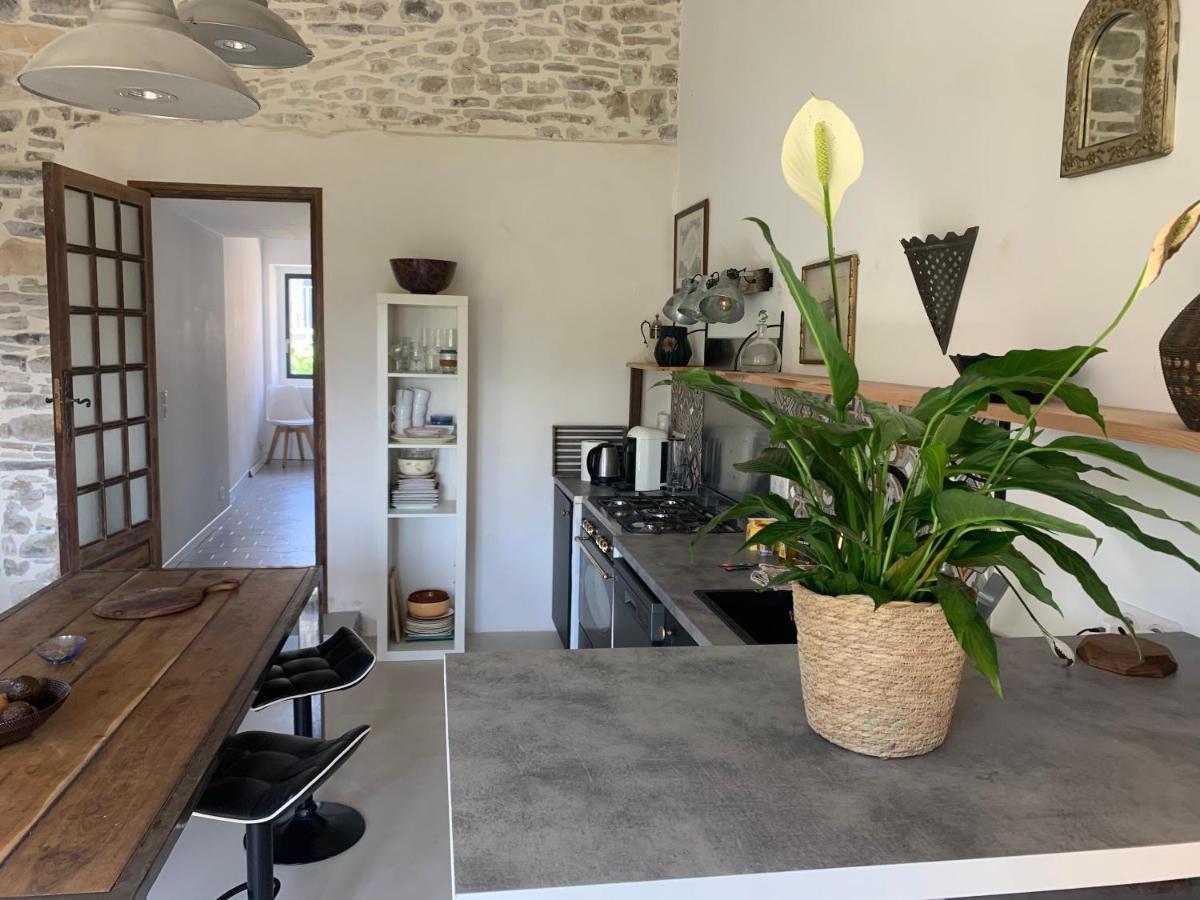 L'Ostal Du Pic Saint Loup Aux Embruscalles Claret 외부 사진