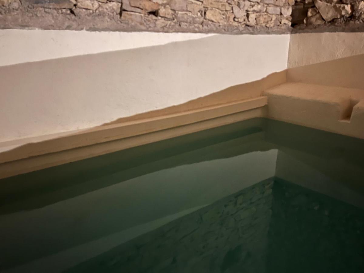 L'Ostal Du Pic Saint Loup Aux Embruscalles Claret 외부 사진